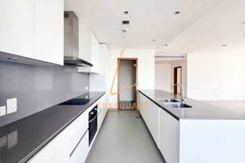 Apartment de 3 dormitorios en Al Wasl, UAE No. 205631 6