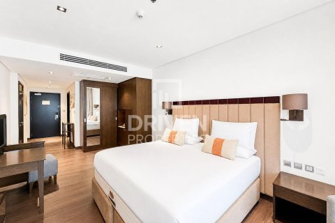 Studio Apartment in The Crescent, UAE No. 221173 10