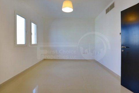 Villa de 2 chambres à Abu Dhabi, UAE No. 172368 9