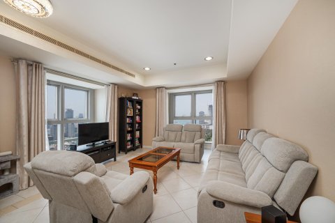 Apartment de 3 dormitorios en Princess Tower, UAE No. 197014