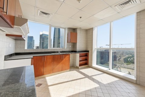 2 bedrooms Apartment in Jumeirah Lake Towers, UAE No. 226428 8
