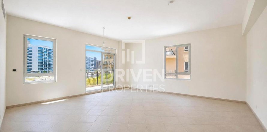 3 bedrooms Apartment in Motor City, UAE No. 204715