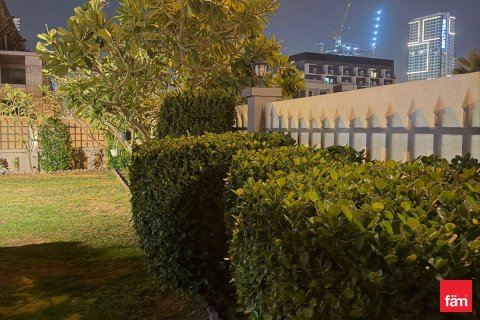 5 bedrooms Villa in Dubai, UAE No. 216406 11