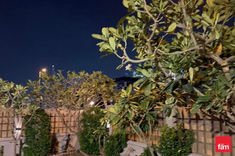 5 bedrooms Villa in Dubai, UAE No. 216406 10