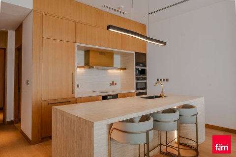3 bedrooms Apartment in Dubai, UAE No. 215728 9