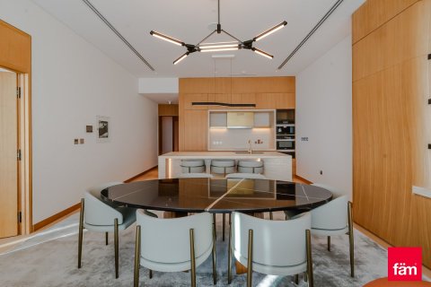 3 bedrooms Apartment in Dubai, UAE No. 215728 13