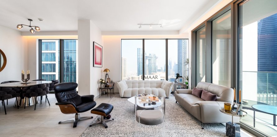 3 bedrooms Apartment in Downtown Dubai (Downtown Burj Dubai), UAE No. 220318