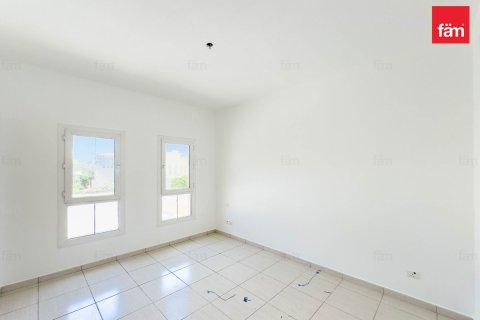 3 bedrooms Villa in Dubai, UAE No. 134202 7