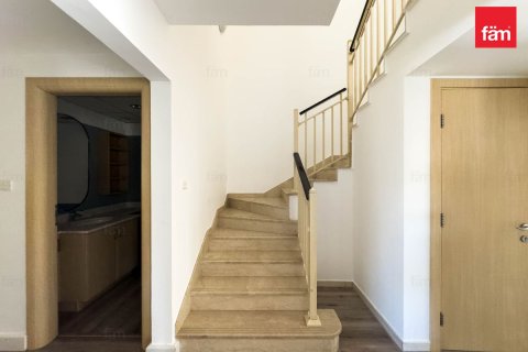 3 bedrooms Villa in Dubai, UAE No. 134202 13