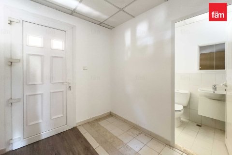 3 bedrooms Villa in Dubai, UAE No. 134202 8