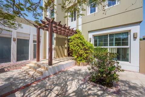 3 bedrooms Villa in Mudon, UAE No. 213067 27