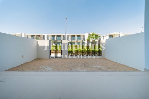 Townhouse de 3 dormitorios en The Valley, UAE No. 223820 8