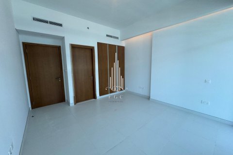3 bedrooms Duplex in Al Raha Beach, UAE No. 29340 12