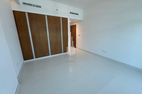 3 bedrooms Duplex in Al Raha Beach, UAE No. 29340 16