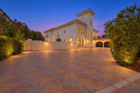 Villa de 6 dormitorios en The Villa, UAE No. 218748 24