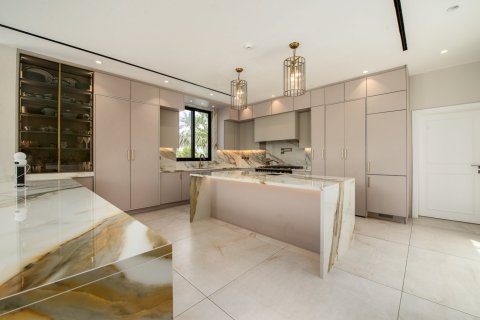 Villa de 6 dormitorios en The Villa, UAE No. 218748 11