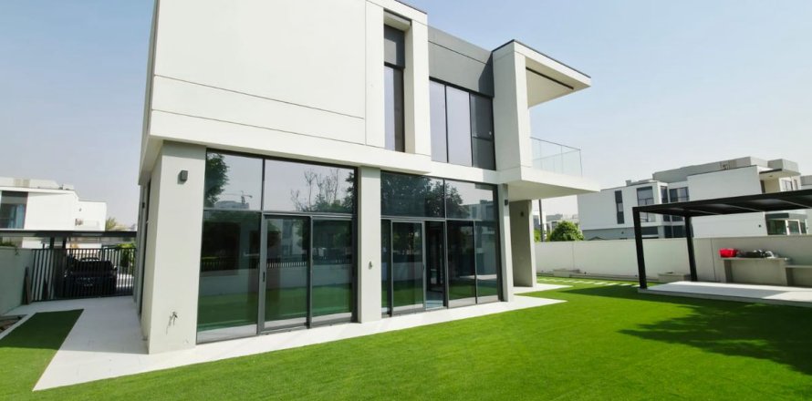 Villa de 5 chambres à Al Furjan, UAE No. 220011