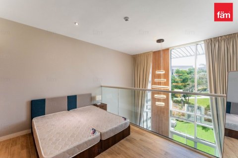 2 bedrooms Townhouse in Dubai, UAE No. 213193 9