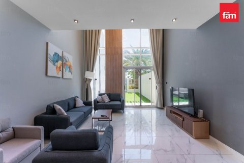 2 bedrooms Townhouse in Dubai, UAE No. 213193 5