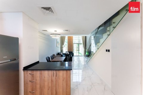 2 bedrooms Townhouse in Dubai, UAE No. 213193