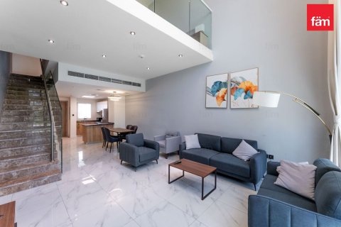 2 bedrooms Townhouse in Dubai, UAE No. 213193 8