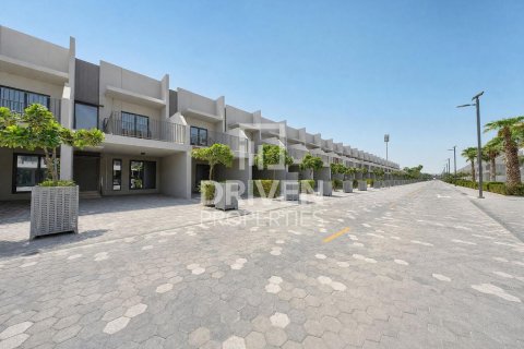 Townhouse de 2 dormitorios en Mohammed Bin Rashid City, UAE No. 221547 3