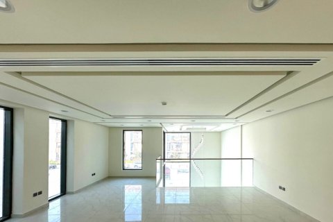 4 bedrooms Villa in Dubai, UAE No. 185079 13