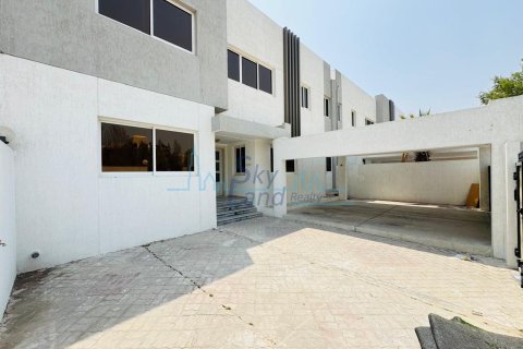 4 غرف نوم فيلا في ام سقيم, الإمارات العربية المتحدة رقم 106732 14