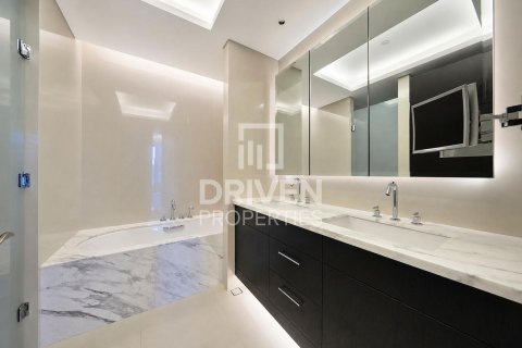 Apartment de 2 dormitorios en The Address Sky View Towers, UAE No. 222952 13