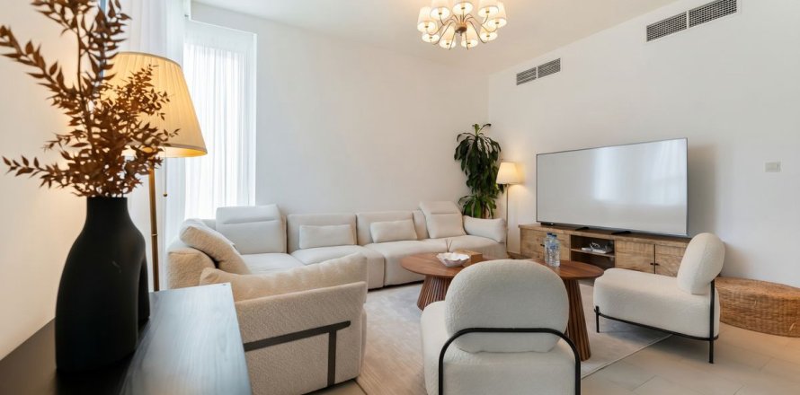 Appartement de 3 chambres à Dubai, UAE No. 221910