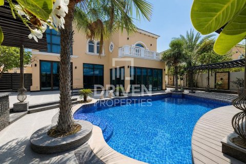 5 bedrooms Villa in Jumeirah Park, UAE No. 211575 3