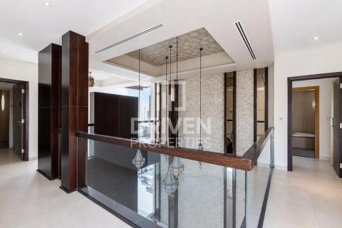 5 bedrooms Villa in Jumeirah Park, UAE No. 211575 18