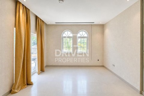 5 bedrooms Villa in Jumeirah Park, UAE No. 211575 20