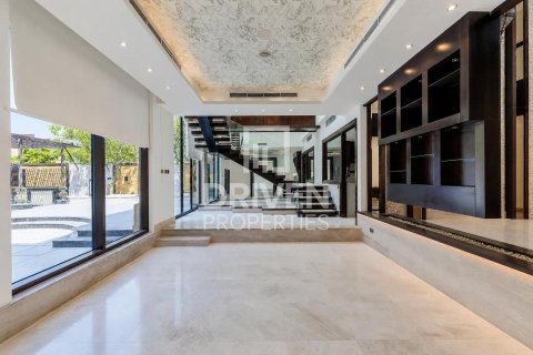 5 bedrooms Villa in Jumeirah Park, UAE No. 211575 7
