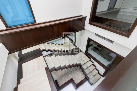5 bedrooms Villa in Jumeirah Park, UAE No. 211575 13