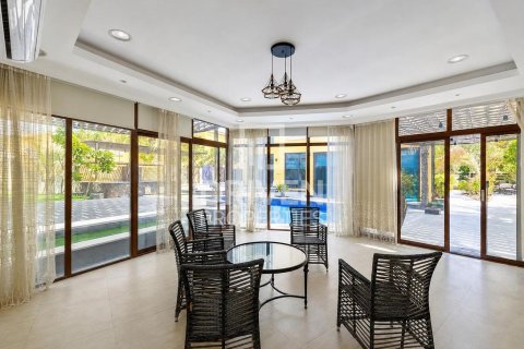 5 bedrooms Villa in Jumeirah Park, UAE No. 211575 11