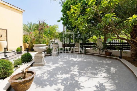 5 bedrooms Villa in Jumeirah Park, UAE No. 211575 29