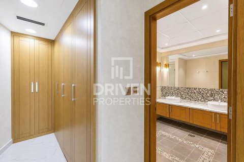 5 bedrooms Villa in Jumeirah Park, UAE No. 211575 17