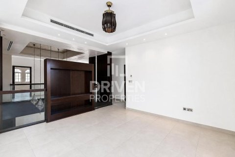 5 bedrooms Villa in Jumeirah Park, UAE No. 211575 14