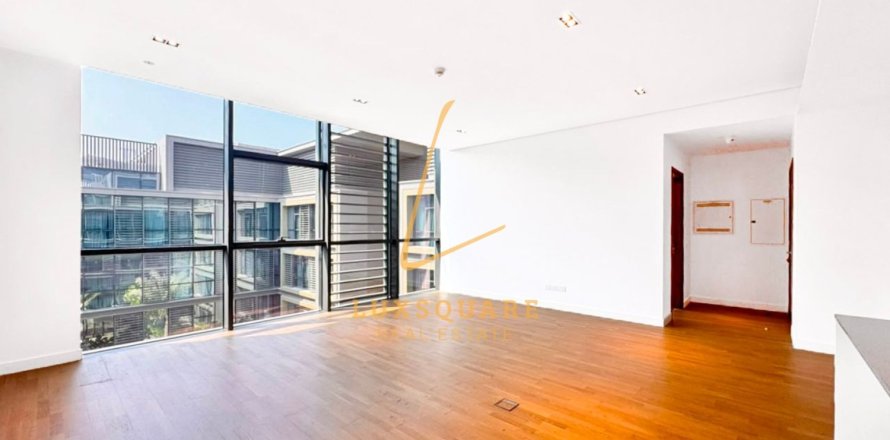 1 bedroom Apartment in Al Wasl, UAE No. 211174