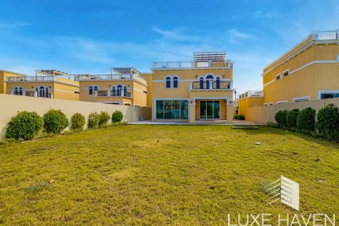 Villa de 4 dormitorios en Legacy Nova Villas, UAE No. 14577 19