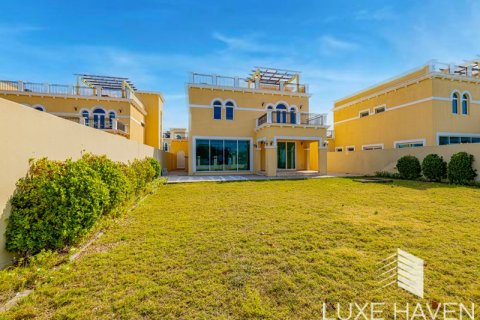 4 bedrooms Villa in Legacy Nova Villas, UAE No. 14577