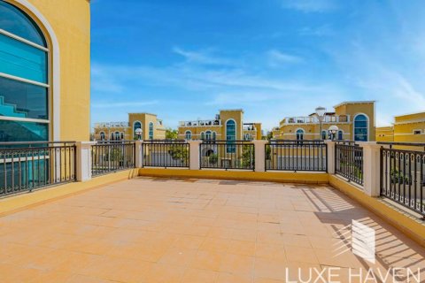 Villa de 4 dormitorios en Legacy Nova Villas, UAE No. 14577 24