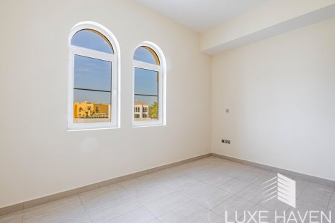 Villa de 4 dormitorios en Legacy Nova Villas, UAE No. 14577 6