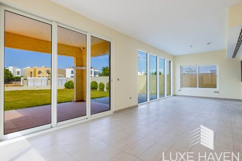 Villa de 4 dormitorios en Legacy Nova Villas, UAE No. 14577 31