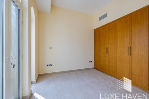 Villa de 4 dormitorios en Legacy Nova Villas, UAE No. 14577 15