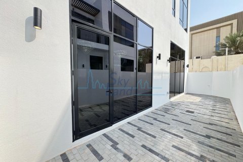 Villa de 6 dormitorios en Jumeirah, UAE No. 125078 22