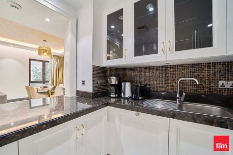 Apartment de 2 dormitorios en Old Town, UAE No. 145189 14