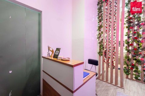 Shop de 50.5m² en Dubai, UAE No. 223794 4