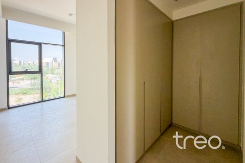 3 bedrooms Villa in Mudon, UAE No. 220877 11